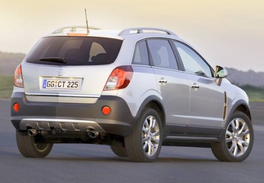 Opel Antara 2.4 (2010-2015) Heck + rechts