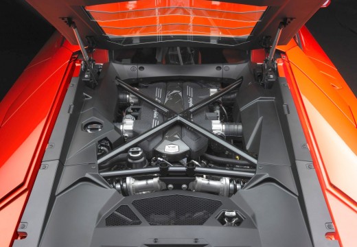 Lamborghini Aventador LP 700-4 (2011-2011) Motor