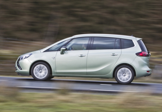 Opel Zafira Tourer 1.4 Turbo (2015-2016) Seite links
