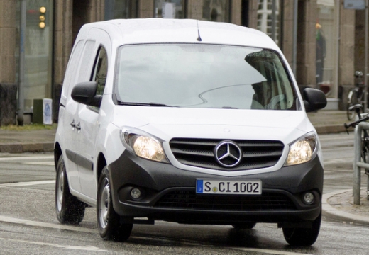 Mercedes-Benz Citan 108 CDI kompakt (seit 2012) Front + rechts