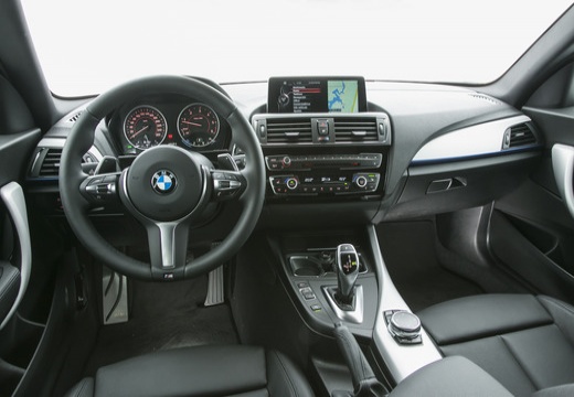BMW 116i (seit 2015) Armaturenbrett