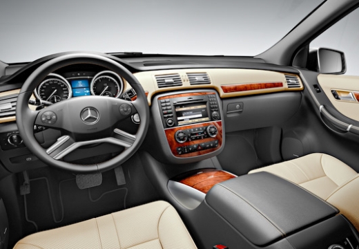 Mercedes-Benz R 300 (2010-2011) Armaturenbrett