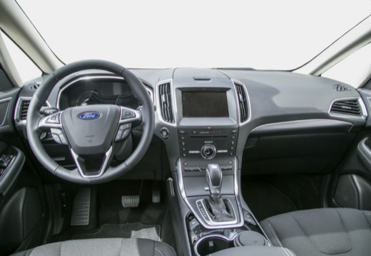 Ford S-Max 2.0 TDCi Aut. (seit 2015) Armaturenbrett