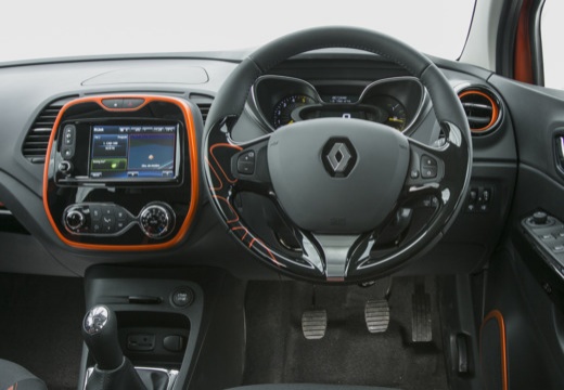 Renault Captur ENERGY TCe 90 Start&Stop (seit 2013) Armaturenbrett