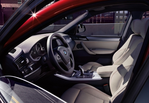 BMW X4 xDrive20i Aut. (seit 2014) Innenraum