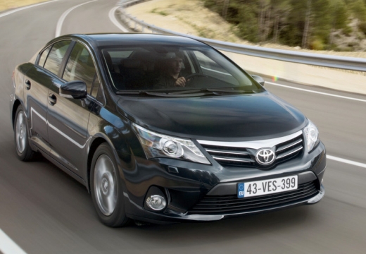 Toyota Avensis 1.6 (2011-2015) Front + rechts