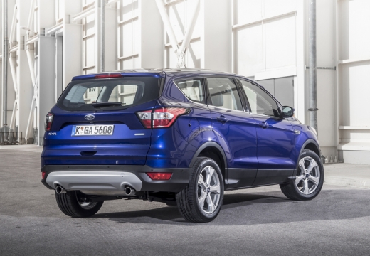 Ford Kuga 1.5 EcoBoost 2x4 (seit 2016) Heck + rechts
